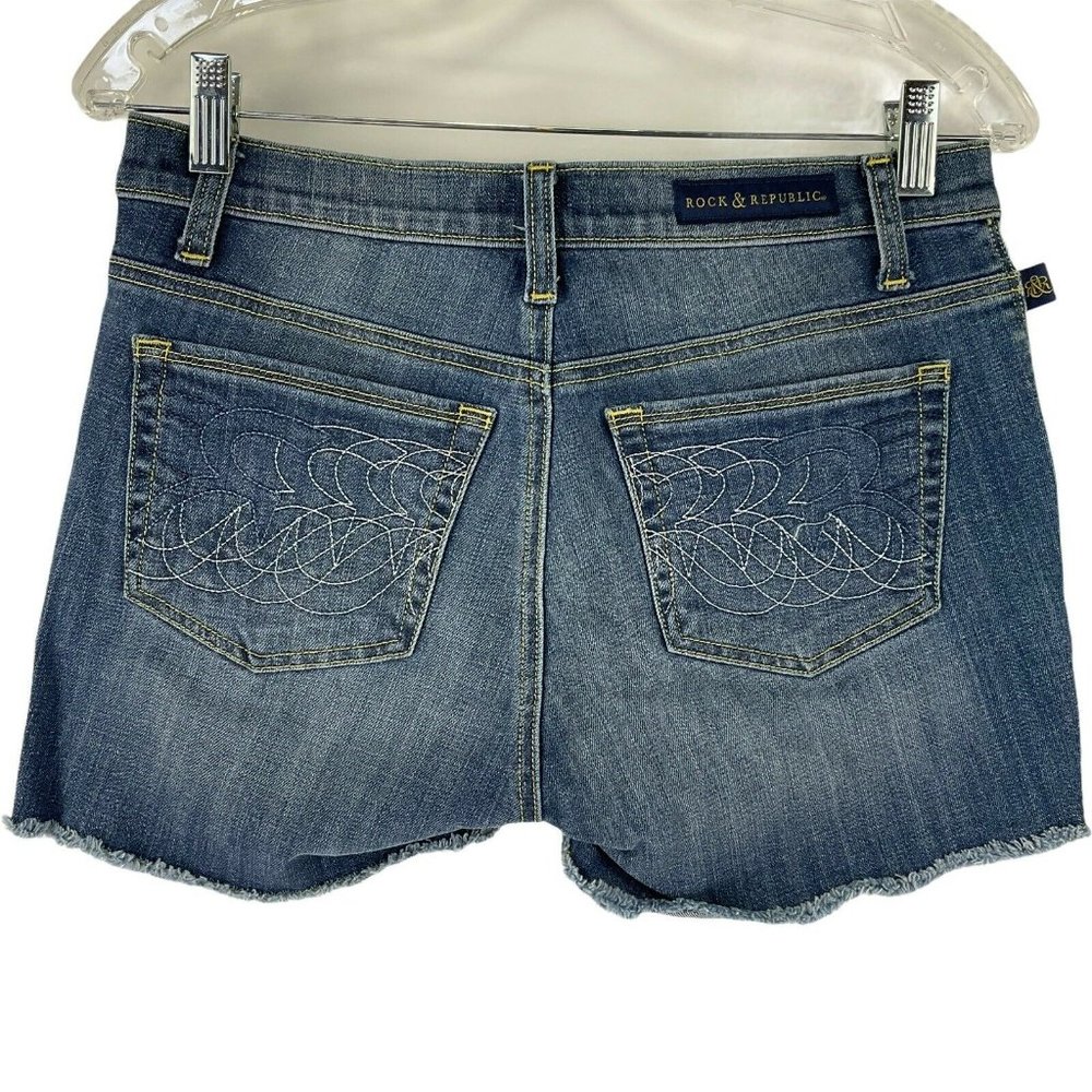 Rock & Republic Jean Shorts Womens Sz 6 Medium Wash Mid Rise Frayed Hem - Picture 3 of 10